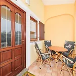 Apartament Catic *